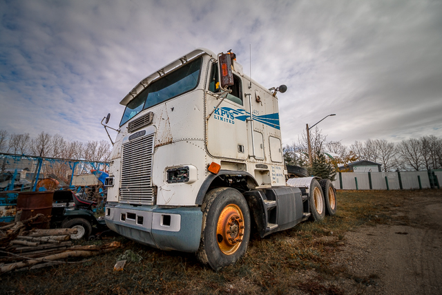 1990s Freightliner COE