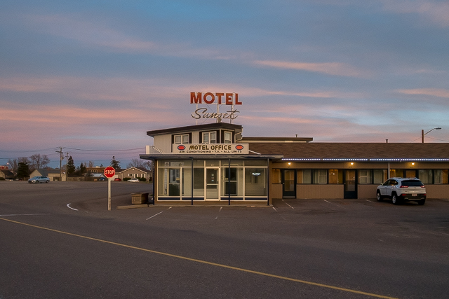 Sunset Motel Fort Macleod