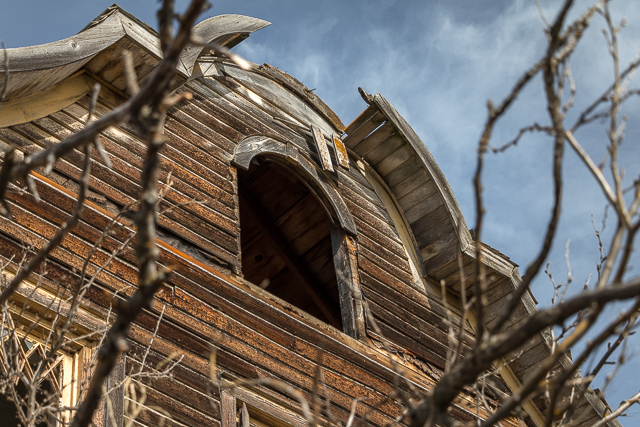 Abandoned Farm House Details