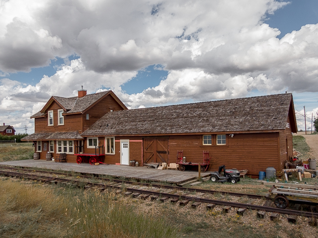 Manyberries AB Train Depot