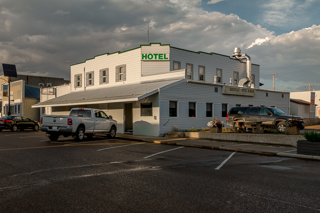 Eckville Hotel