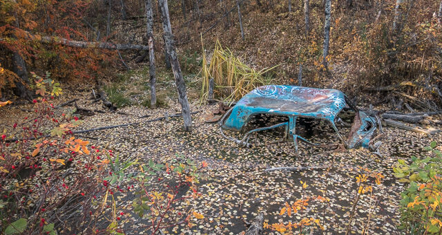 Old Car Paskapoo Slopes