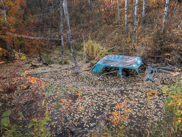 Old Car Paskapoo Slopes