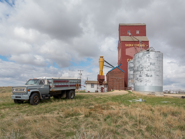 Cadillac Saskatchewan Grain Elevator